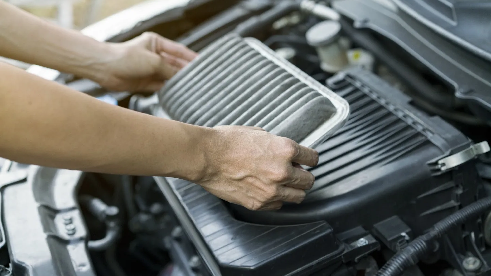 Why Replacing Your Car’s Air Filter is More Important Than You Think