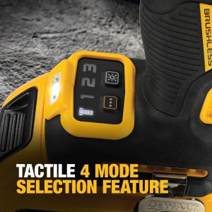 Dewalt 1/2in Hog Ring, 20 Volt MAX Impact Wrench, Led Work Light Bare Tool